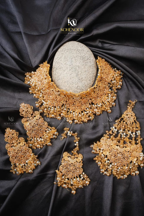 Jhumar Bridal Collar Oval
